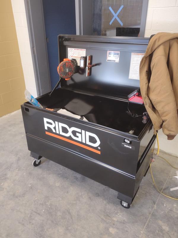 RIDGID 32 in. W x 19 in. D x 18.25 in. H Portable Storage Chest