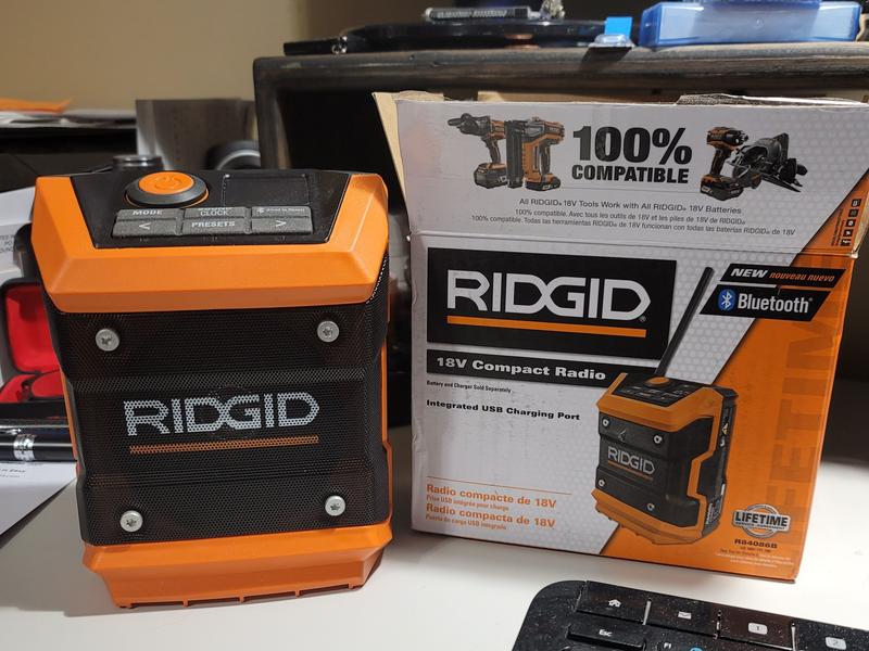 18V Compact Radio w Bluetooth RIDGID Tools RIDGID Tools