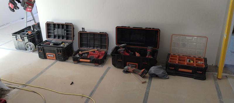 CAJA HERRAMIENTAS CON RUEDAS 22 RIDGID 221734