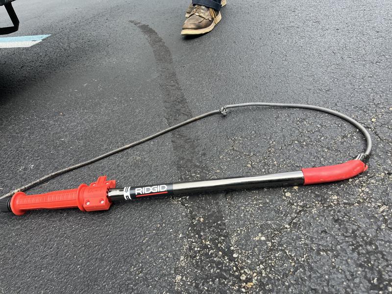 Lucy　0207 K1-Hybrid Urinal Auger | RIDGID Tools