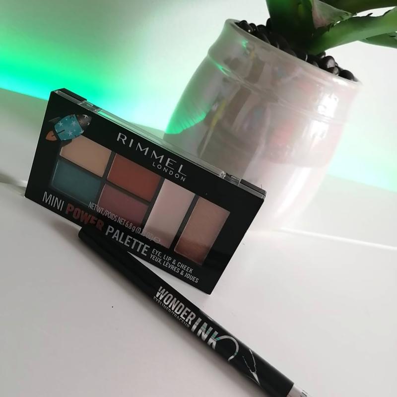 Palette De Maquillage Rimmel London Mini Poser - Poudre Compacte, Teintes Assorties, Taille Standard, Neuf
