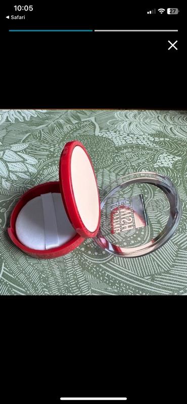 Rimmel Lasting Finish Kompaktpuder & Sally Hansen Kompakt Nagellack In Set – Für Langanhaltenden Makeup-Look