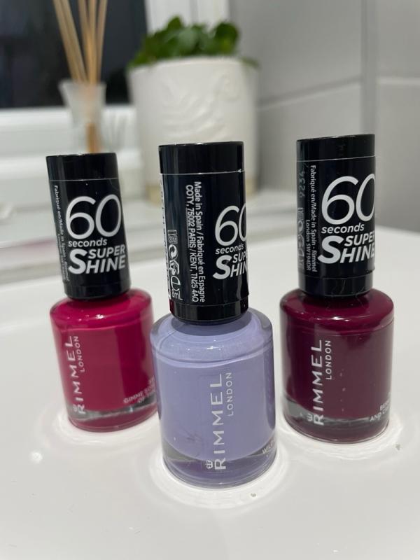 60 Seconds Super Shine Nagellack – Farbe N.310 Double Decker Red, 8 Ml