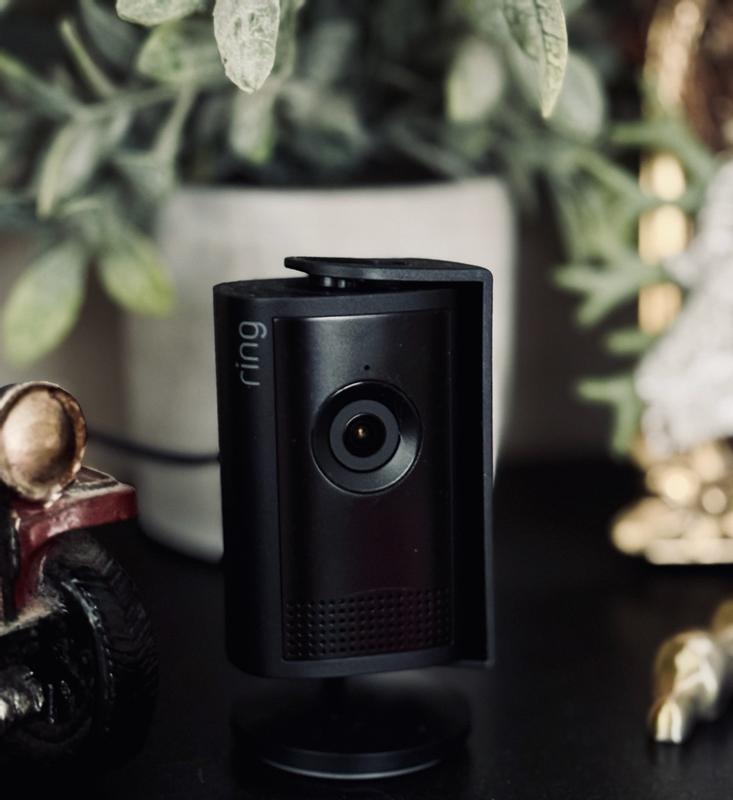 Ring Indoor Cam Plus, Plug-In - Retinal 2K for enhanced video quality ...