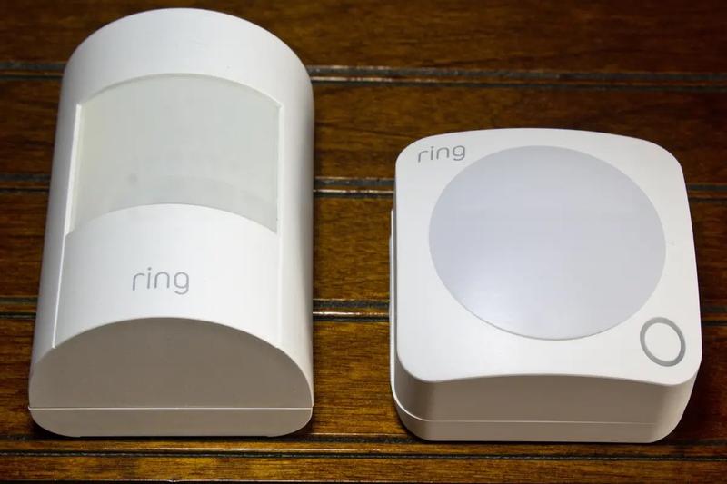 Ring Alarm Z-Wave Range Extender (2nd Gen) 4AR1SZ-0EN0 at