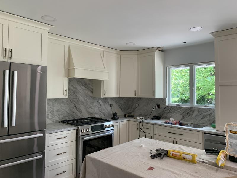 Ruvati 30-inch Low-Divide Undermount Rounded Corners 50/50 Double