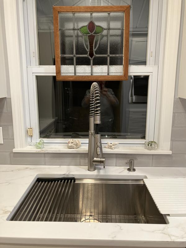 Ruvati 32-inch Workstation Ledge Undermount 16 Gauge Stainless