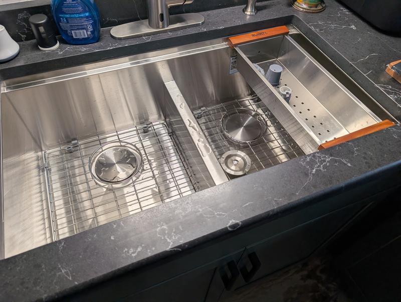 Ruvati 36-inch Workstation 60/40 Double Bowl Undermount 16 Gauge