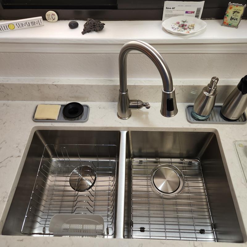 Ruvati 29-inch Undermount 50/50 Double Bowl 16 Gauge Stainless