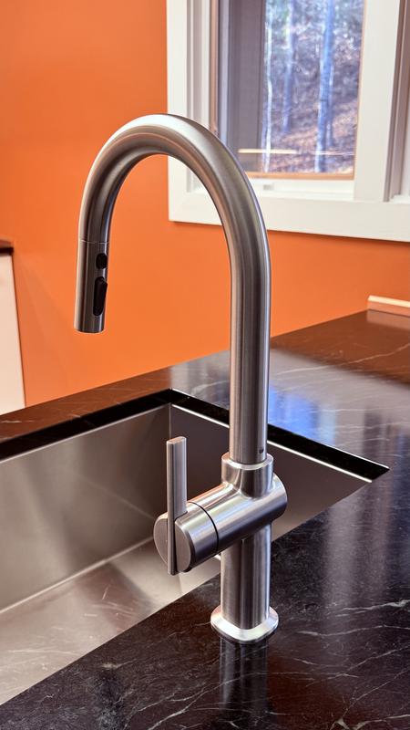 Ruvati 18 inch Undermount Bar Prep 16 Gauge Kitchen Sink Round