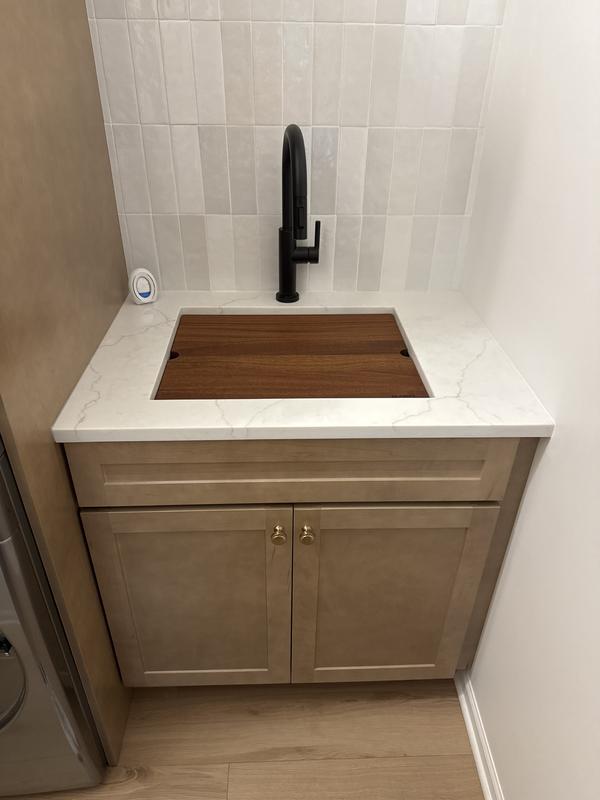 Ruvati 21 x 19 x 12 inch Deep Laundry Utility Workstation