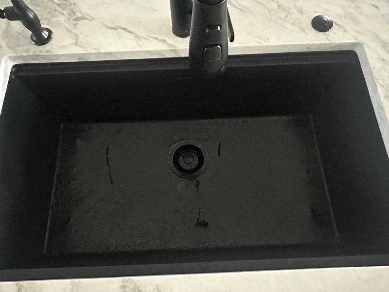 Ruvati 32 x 19 inch Granite Composite Quartz Undermount Single