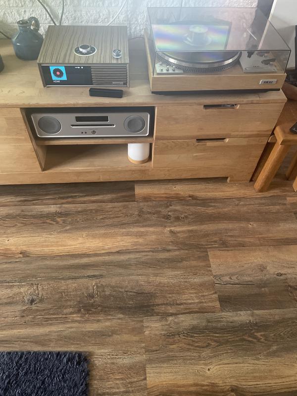 Customer photo for "Great sounds from a little box"