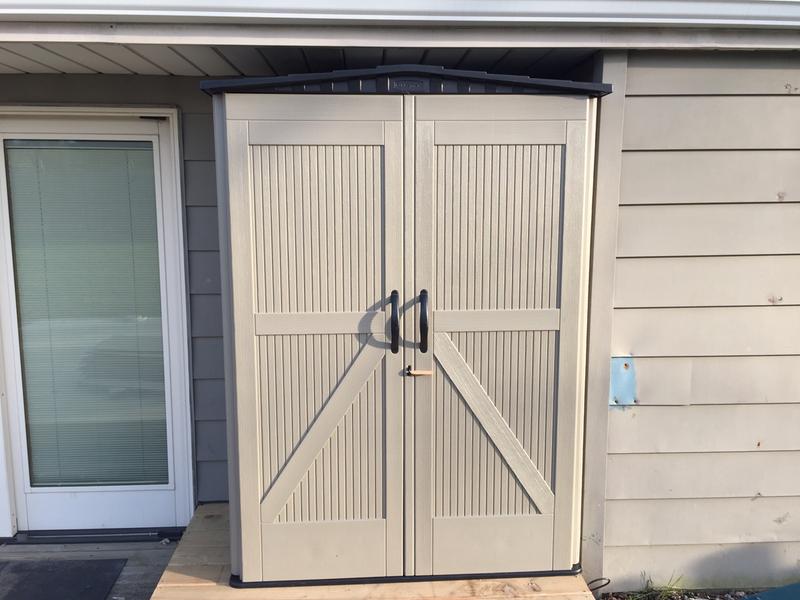 The shed in it's new home.