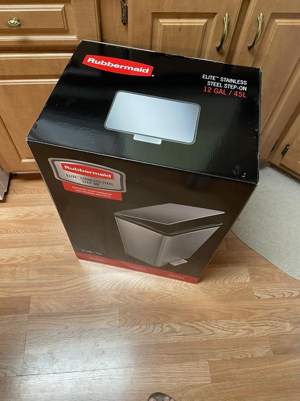 Rubbermaid 12 Gallon Stainless Steel Metal Front Step On Touchless
