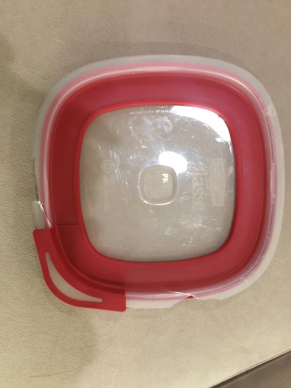 Rubbermaid® Glass Food Storage Containers with EasyFind Lids Bed Bath and Beyond Canada