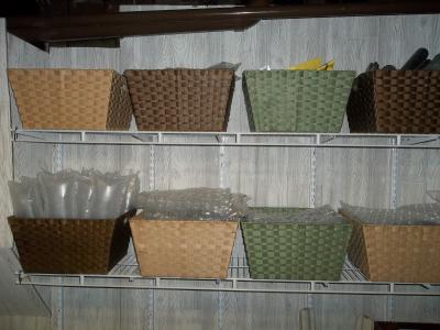 Rubbermaid Linen 8-ft x 12-Inches White Universal Wire Shelf at Lowes.com