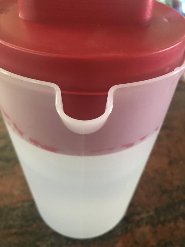 Rubbermaid 1 Gal. Simply Pour Plastic Pitcher with Multi-Function Lid -  Baller Hardware