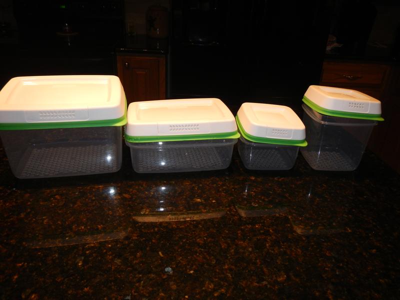 Rubbermaid® Freshworks® 2Piece Produce Saver Set in Clear Customer