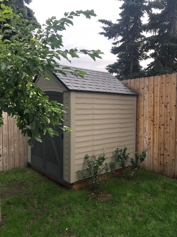Nice corner shed