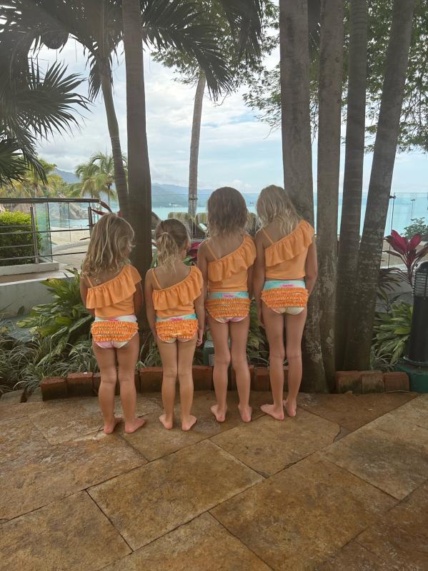 Review Thumbnail Image 0 345871406