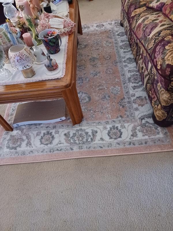 5' x 8' Aurelia Rug