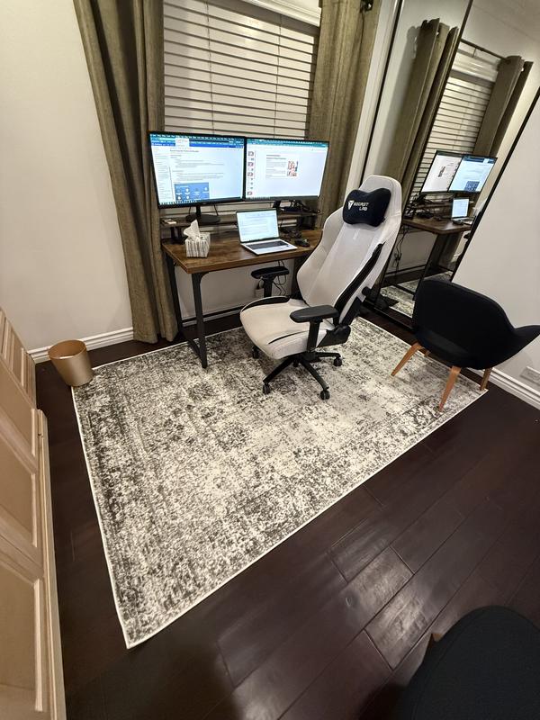 Photo from The rug matches the drape