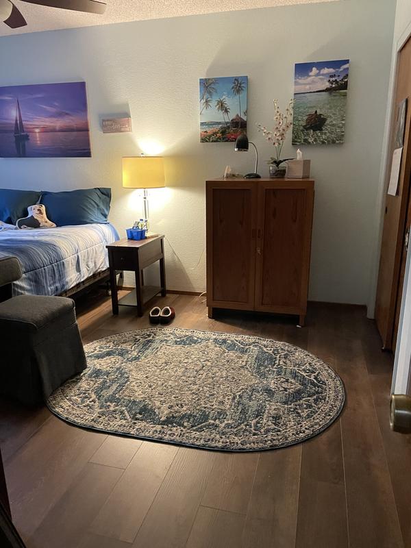 My new oval rug!!  Love it