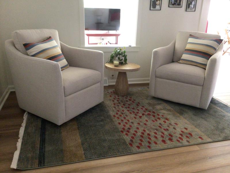 Keeping room seating