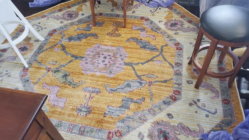 Lots of pink, not gray/blue.