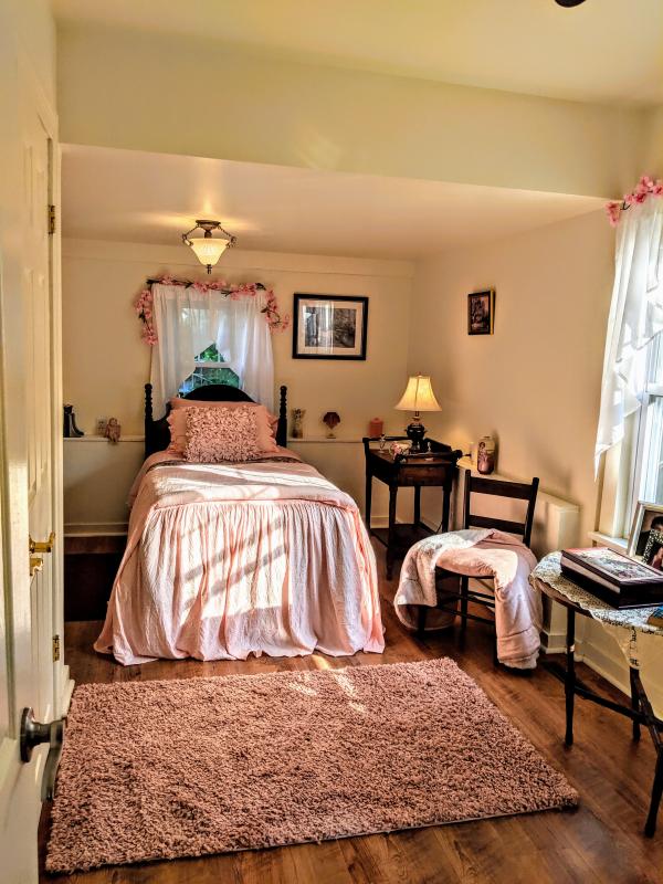 My new "blush" rug. Love it!