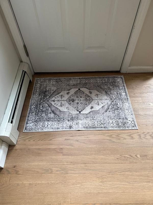 nuLOOM Khalani SplashGuard Machine Washable 5ft. x 8ft. Light Grey Area ...