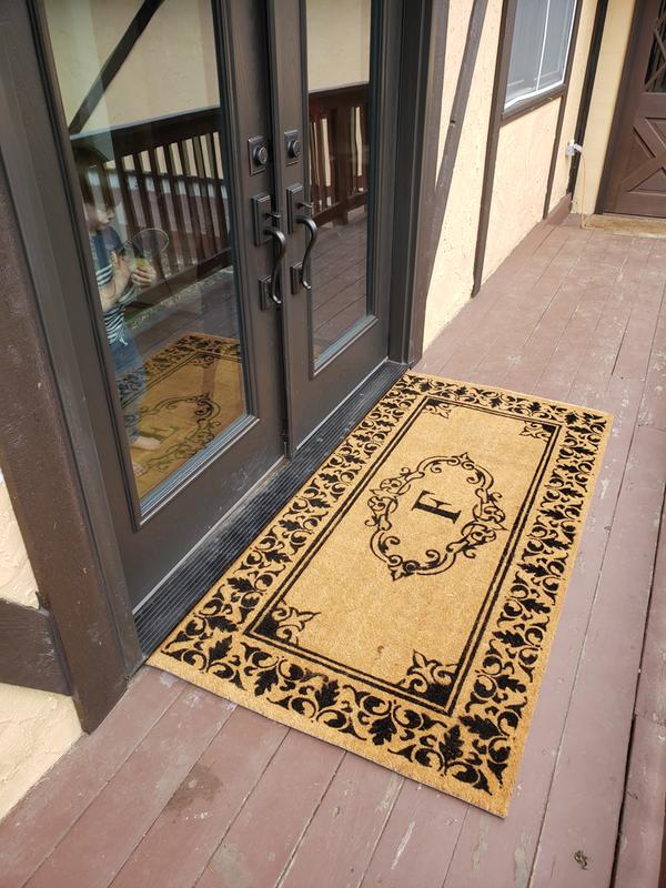 nuLOOM Monogrammed Outdoor Welcome Door Mat, 3x4, Letter J