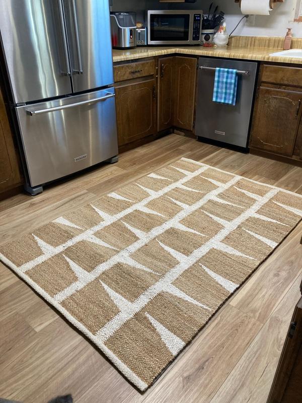 nuLOOM Esti Geometric Jute 4ft. x 6ft. Natural Area Rug in the Rugs ...