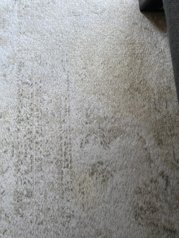 Discoloration of fibers