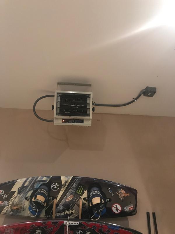 Comfort Zone 240v 5000w Garage Heater Cz220