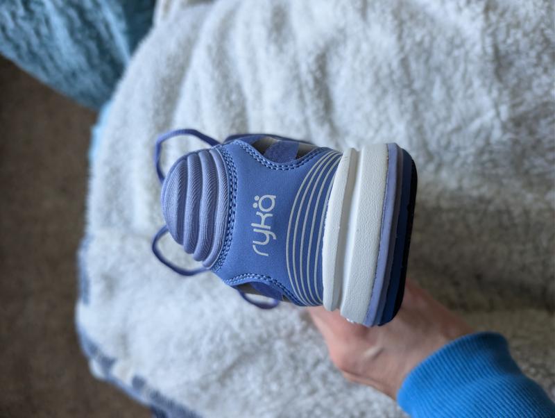 Review Thumbnail Image 1 380776479