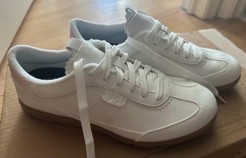 Customer photo for "Great looking and feeling shoe!"