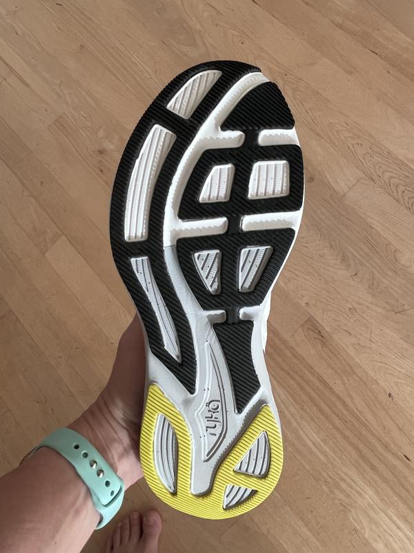 tread is shallow, good for no rocks stuck, curious on wet roads/sidewalks