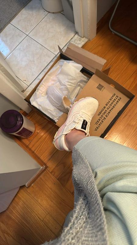 Customer carousel item 1.