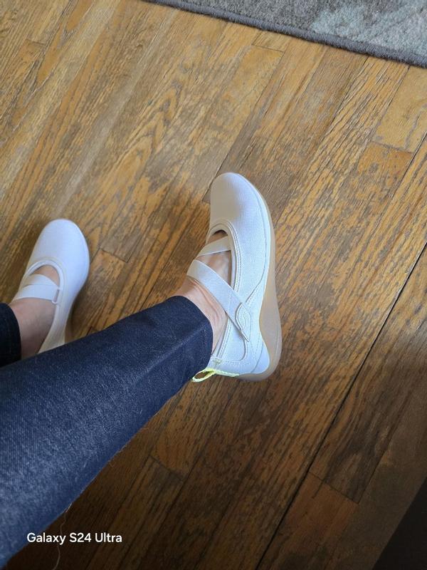 Customer carousel item 9.