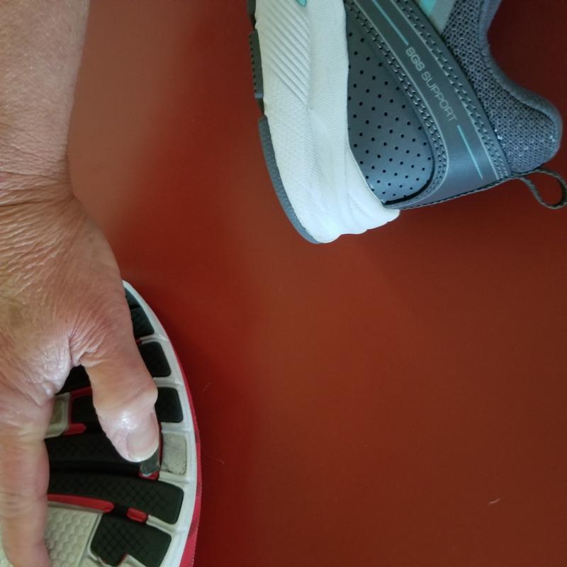 Different shoes same problem