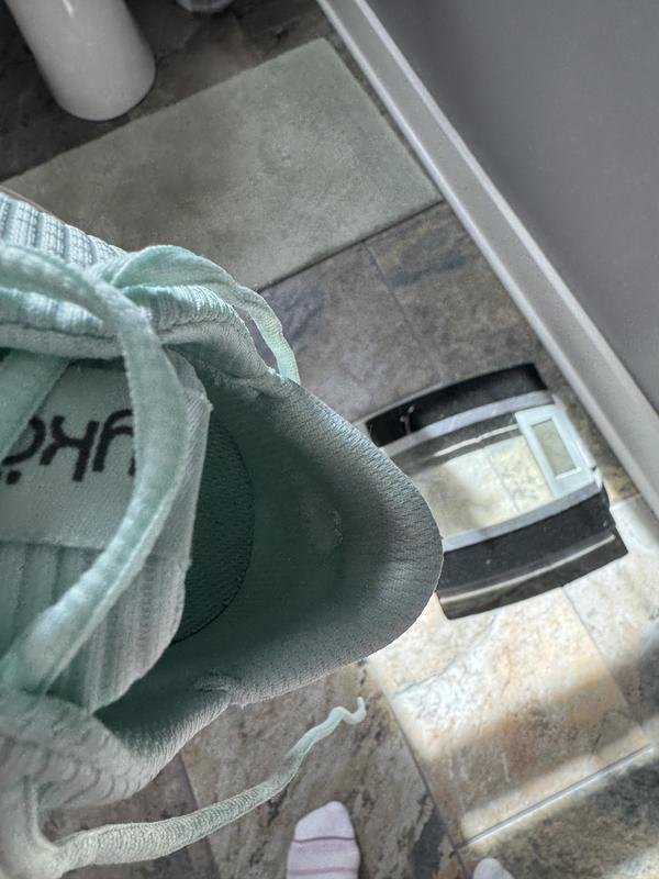 Review Thumbnail Image 0 383318939