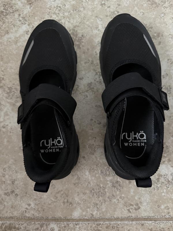 Review Thumbnail Image 0 381567297