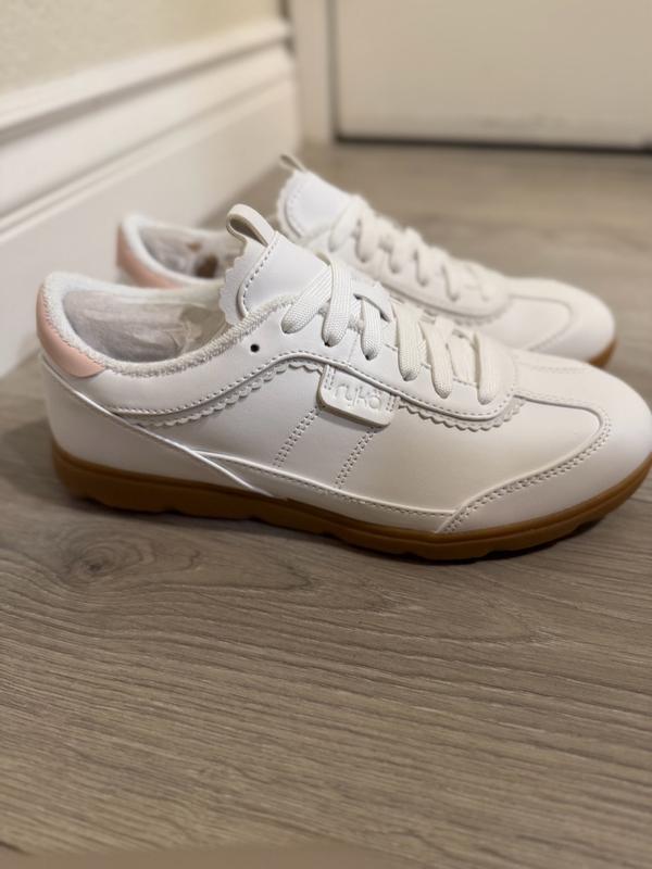 Customer photo for "Great design, comfortable feel, and strong support"