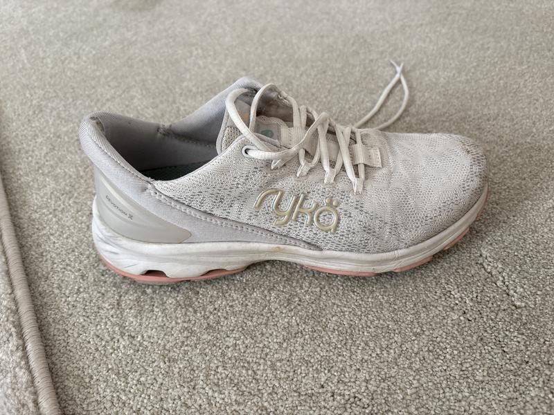 White ones are my old GO TO’s for comfy.