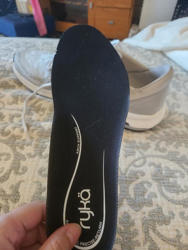 Thin insoles