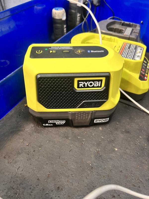 Radio/altavoz compacto con Bluetooth ONE+ de 18 V - Herramientas RYOBI