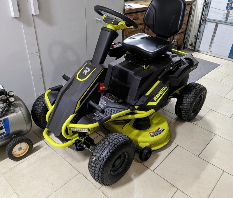 38 100 AH Electric Riding Mower RYOBI Tools