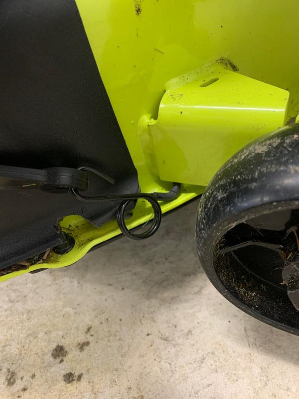 Electric Riding Mower Bagger Attachment - RYOBI Tools